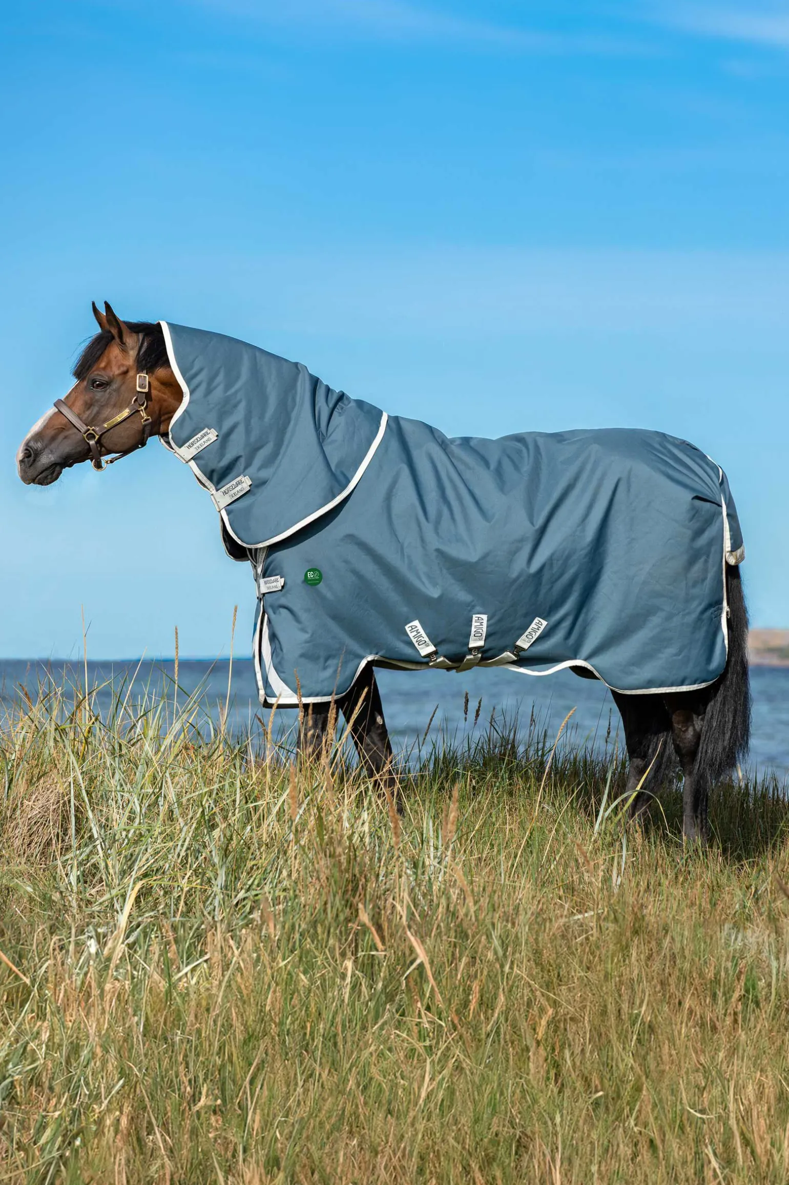 Horseware Amigo AmEco 12 Plus utedekken med avtakbar nakkedel, 100g